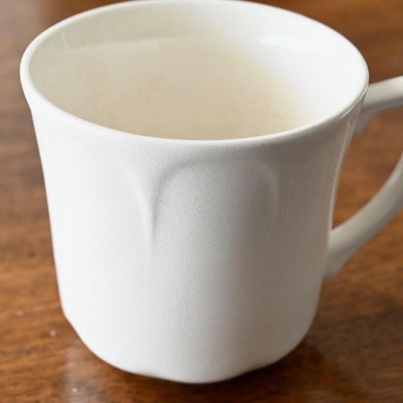 1970s J & G Meakin Heirloom White Ironstone Flat Tea Cups, Replacement | England - Picture 4 of 10